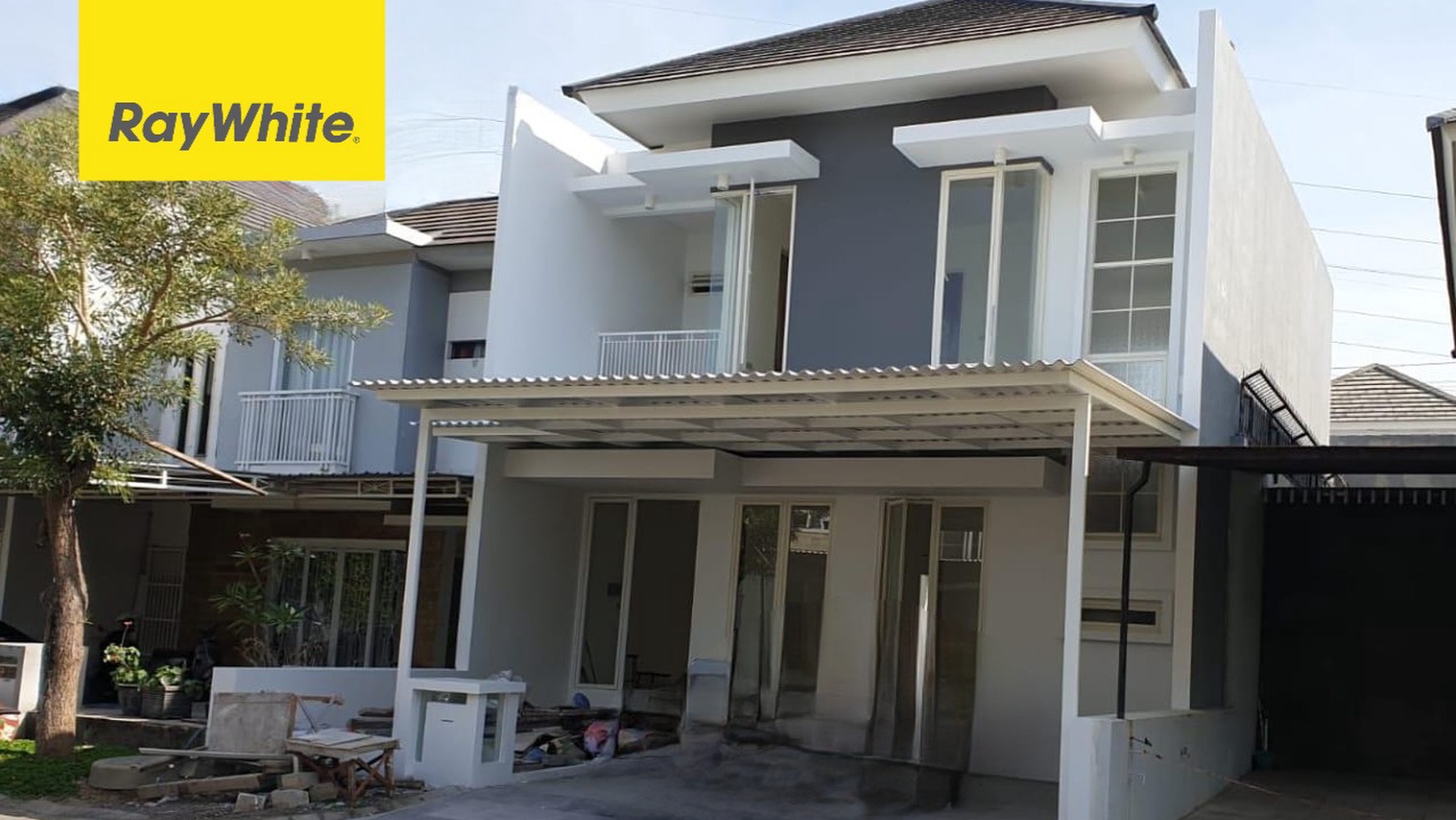 Dijual Rumah Baru Royal Residence Wiyung Surabaya New Baru 2 Lantai  dekat Citraland, Pakuwon Indah, Dian Istana , Wisata Bukit Mas 