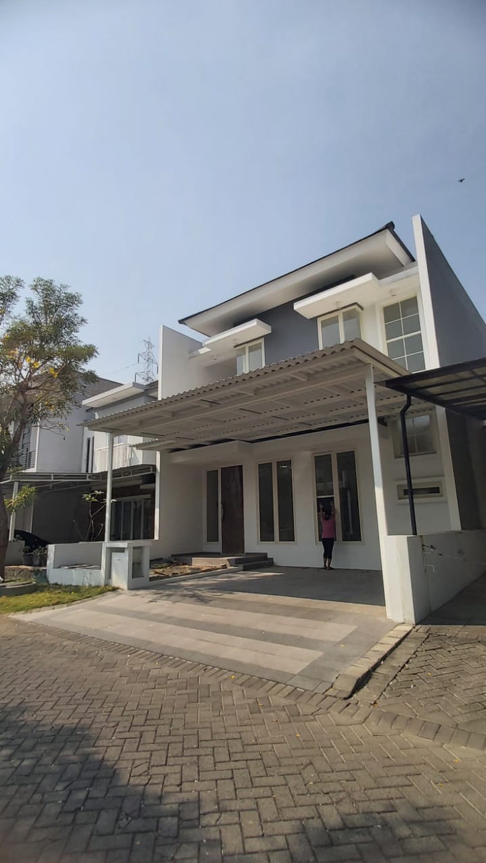 Dijual Rumah Baru Royal Residence Wiyung Surabaya New Baru 2 Lantai  dekat Citraland, Pakuwon Indah, Dian Istana , Wisata Bukit Mas 