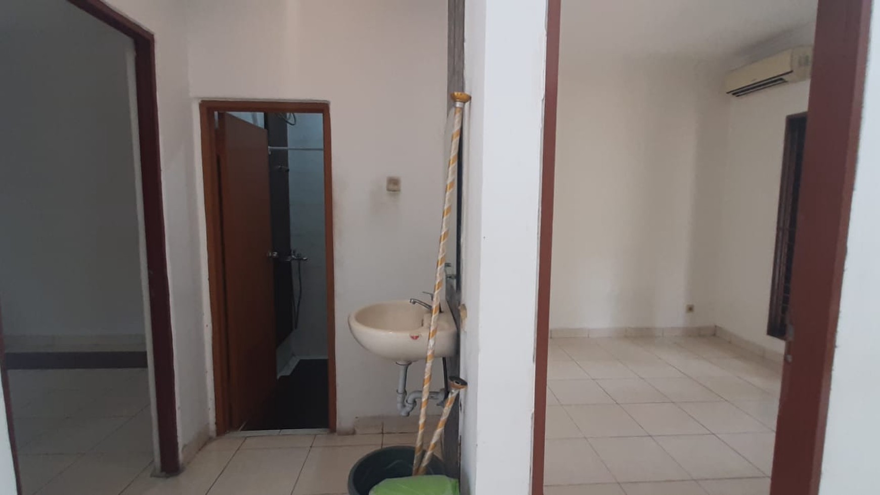 Rumah Siap Huni Diarea Mahagoni Park Graha Bintaro, Nempel Gatte Tol Parigi