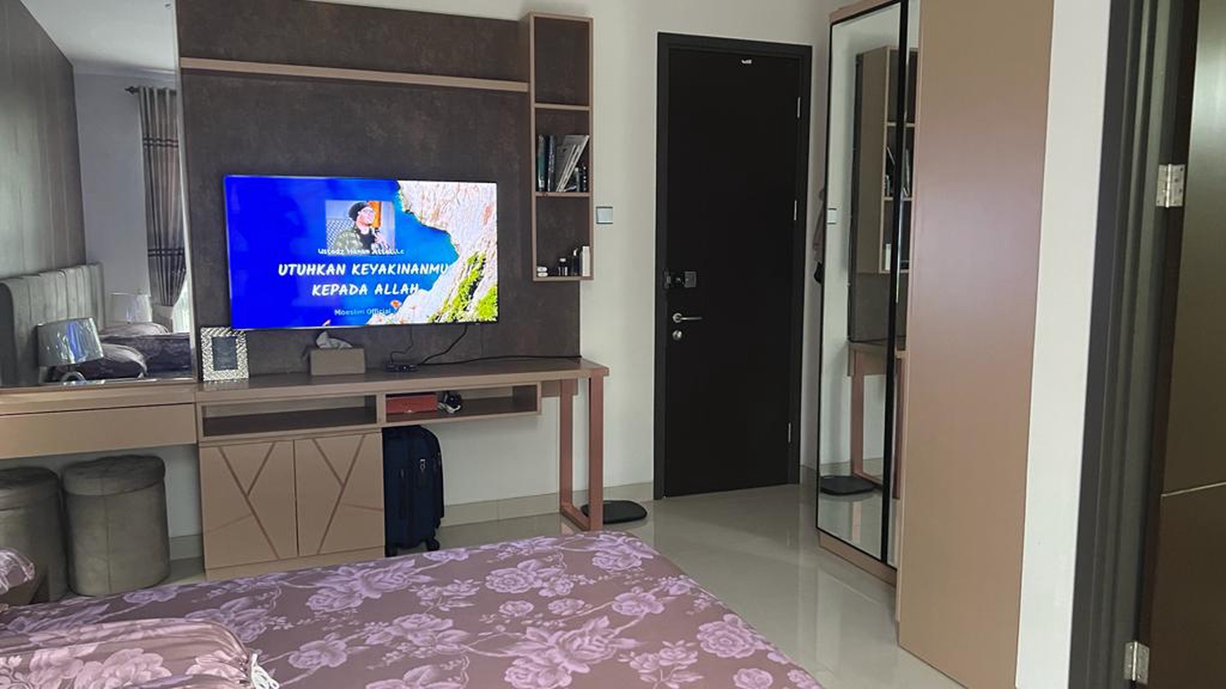 Rumah Minimalis Bintaro Jaya dengan Posisi Hook dan Siap Huni @Kebayoran Harmony