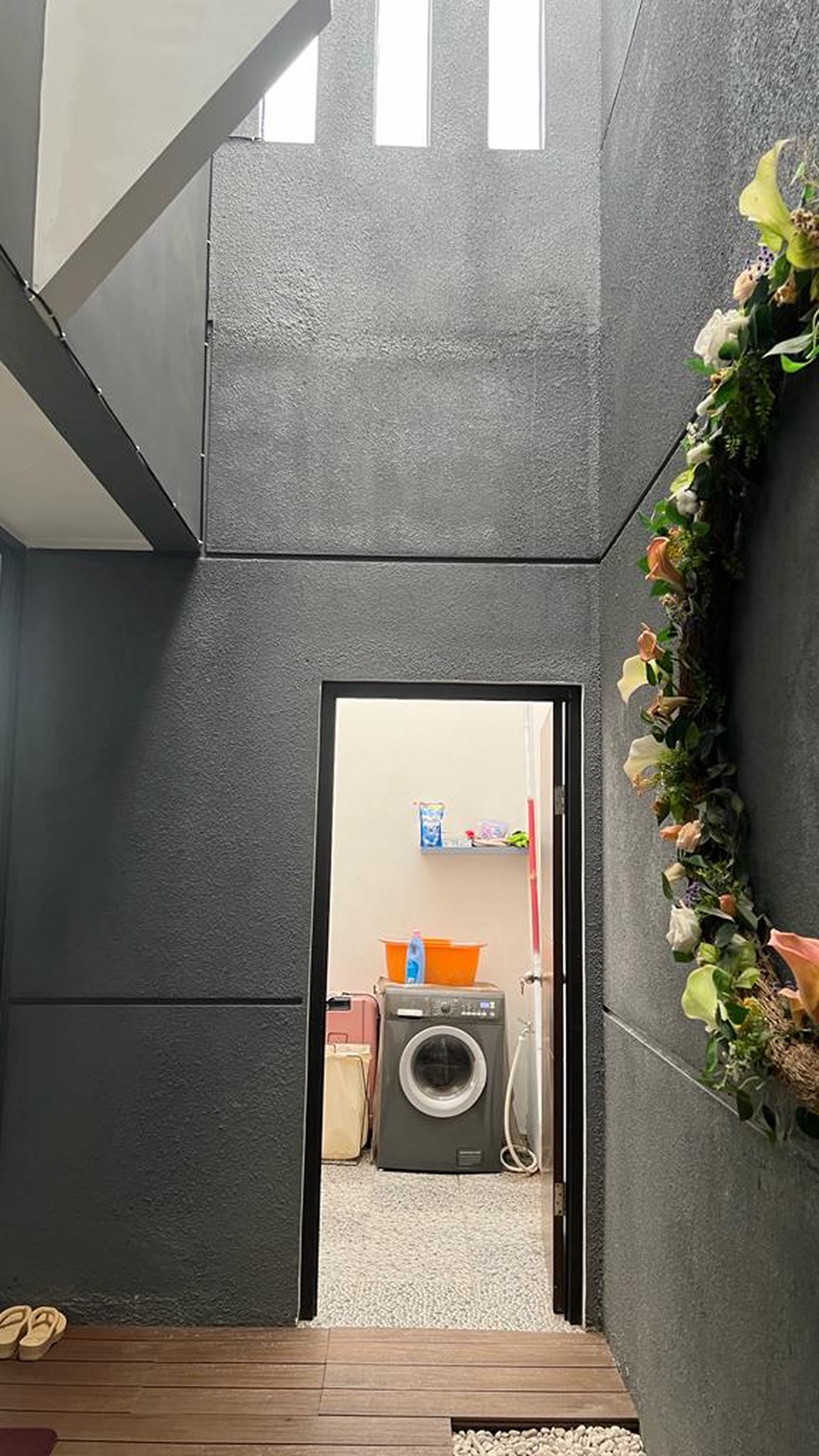 Rumah Minimalis Bintaro Jaya dengan Posisi Hook dan Siap Huni @Kebayoran Harmony