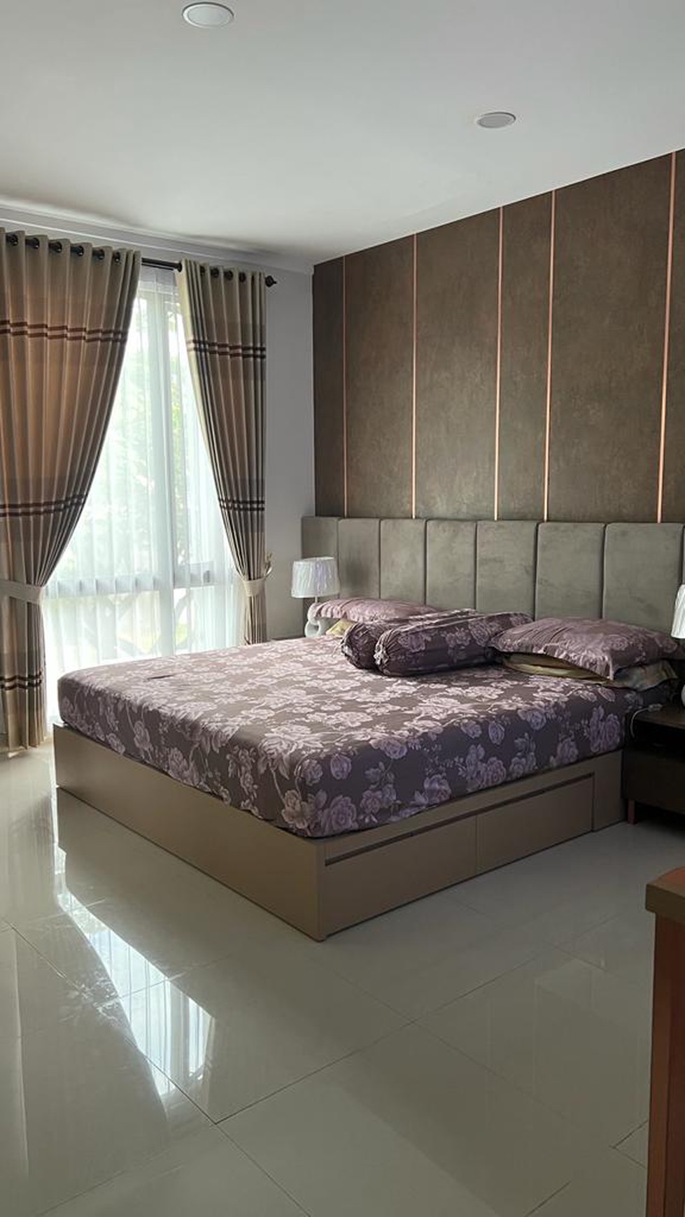 Rumah Minimalis Bintaro Jaya dengan Posisi Hook dan Siap Huni @Kebayoran Harmony