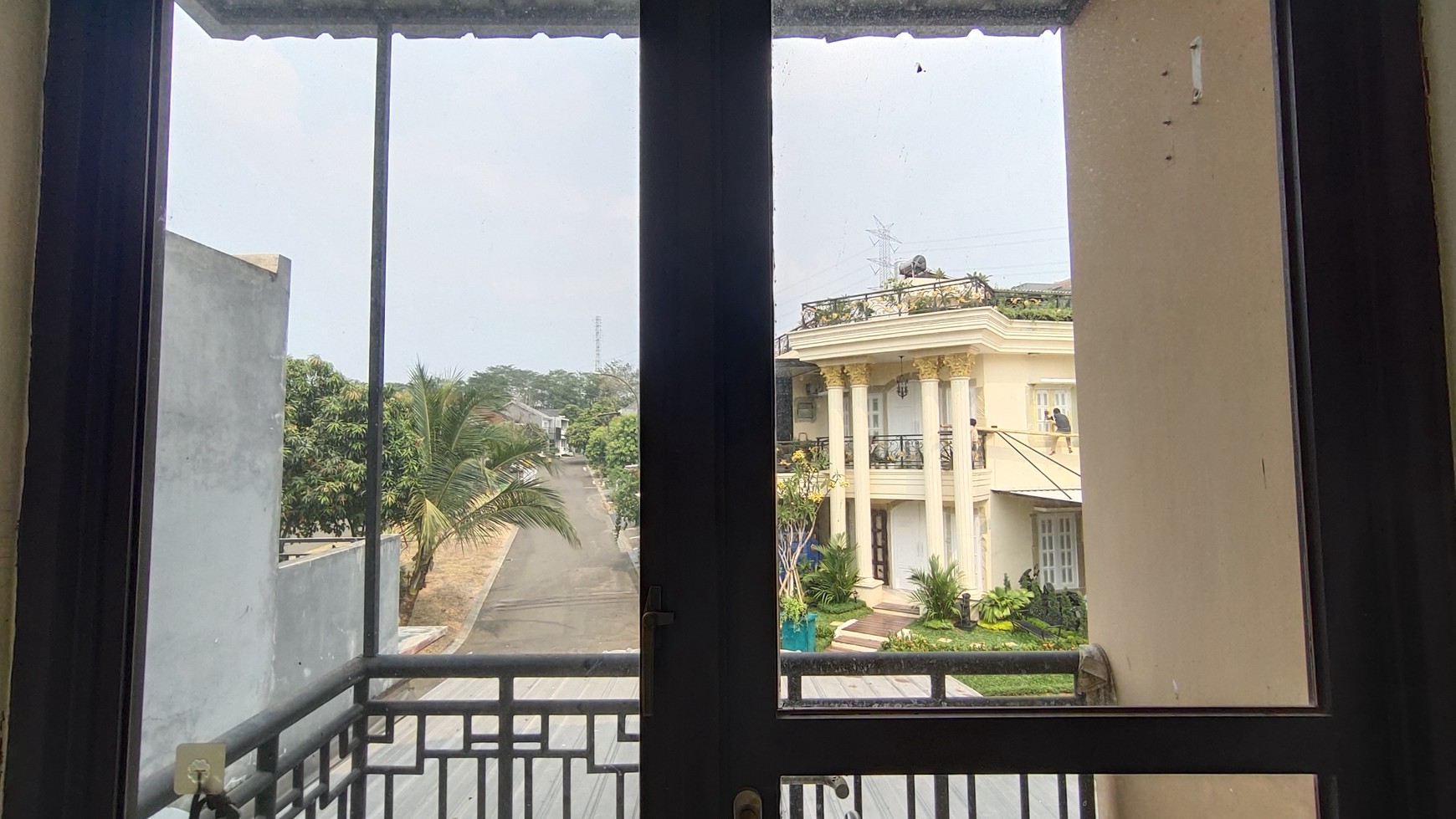 Rumah 2 Lantai dalam Cluster Kota Wisata Cibubur