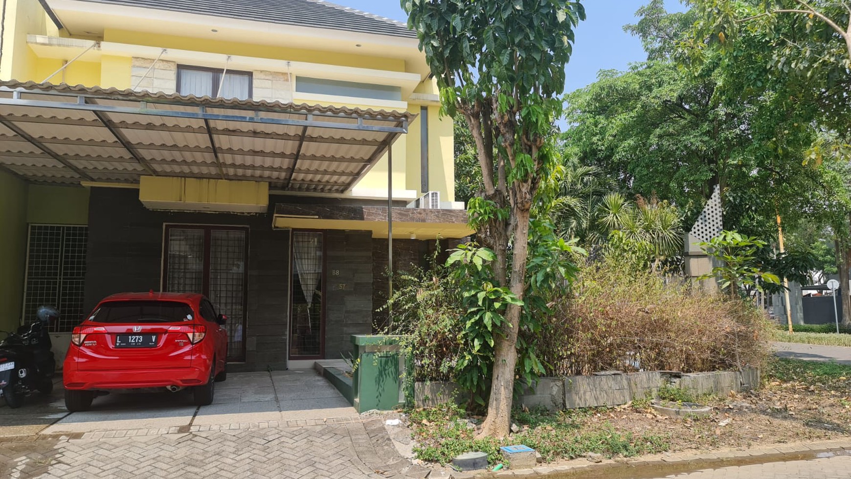 Dijual Rumah Royal Residence Wiyung Surabaya - Monticello - MURAH Rp.14jt-an/m2 - Lokasi Bagus TerDEPAN 