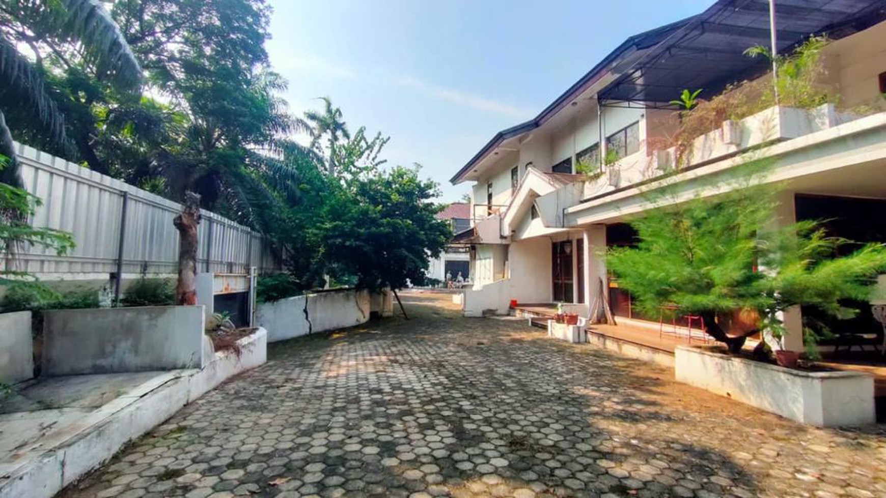 Rumah Bangunan Lama Area Pondok Indah