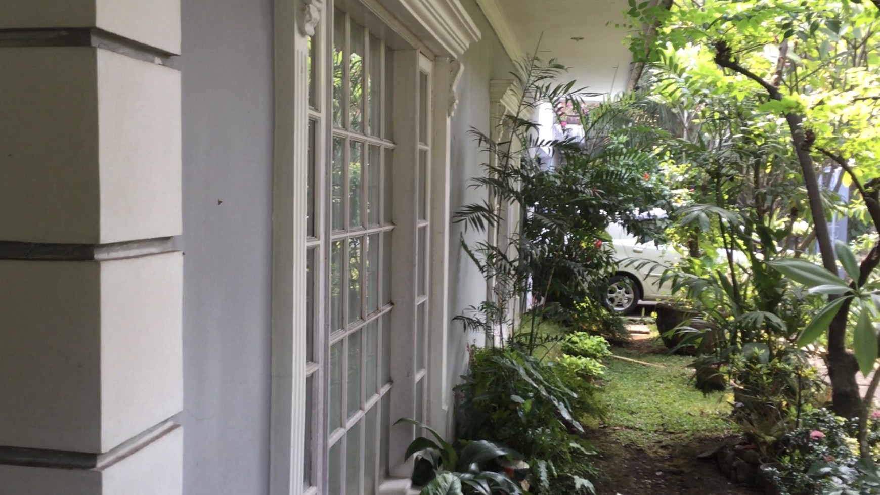 Rumah Bagus Di Jl Berlian, Cilandak Barat, Jakarta Selatan