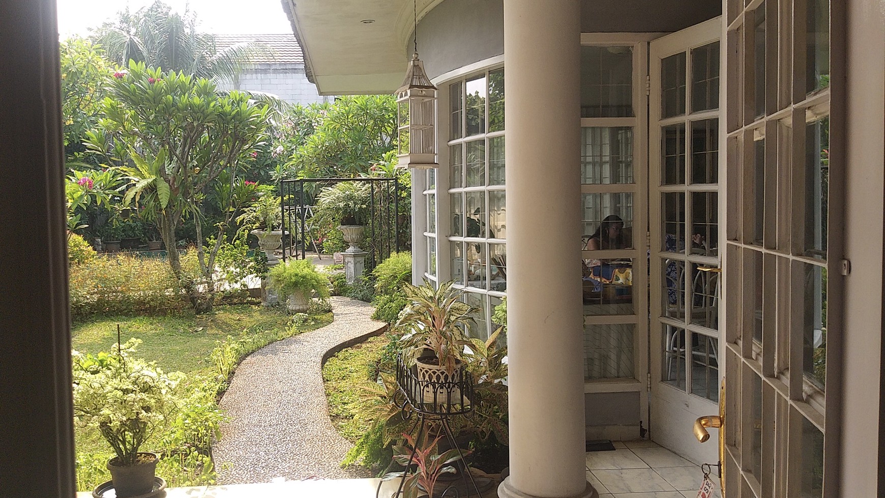 Rumah Bagus Di Jl Berlian, Cilandak Barat, Jakarta Selatan