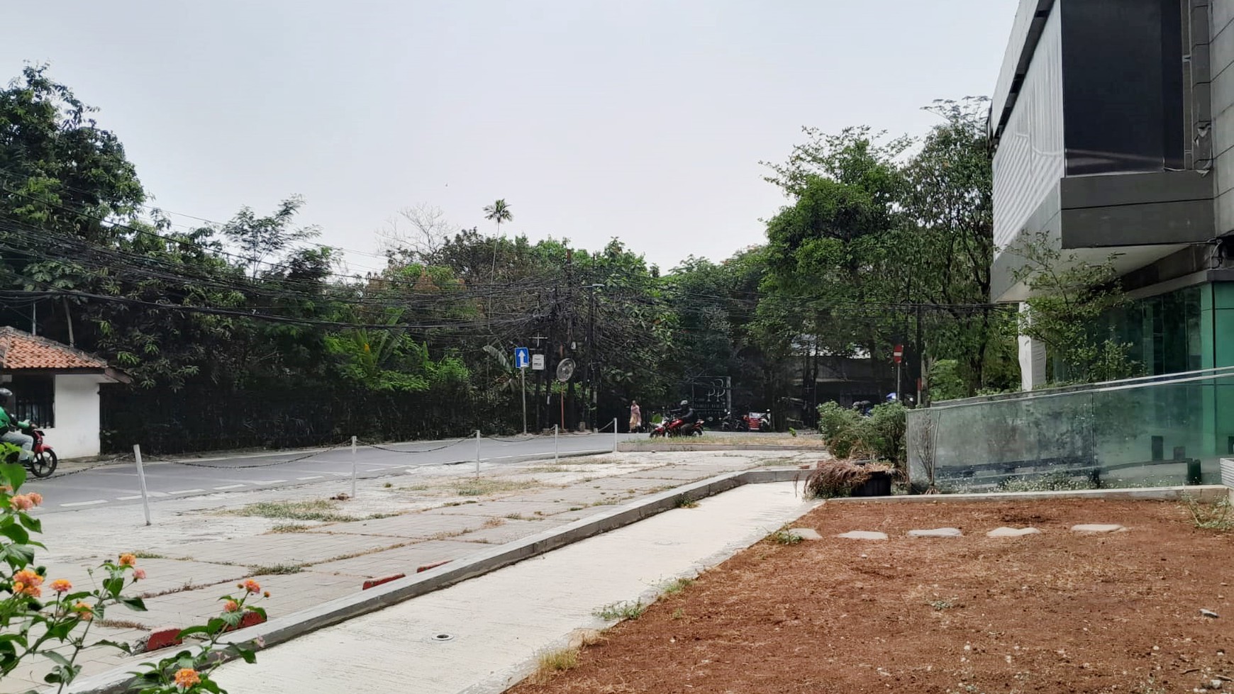 Ruang Usaha Siap Pakai Di Kemang Utara Jakarta Selatan