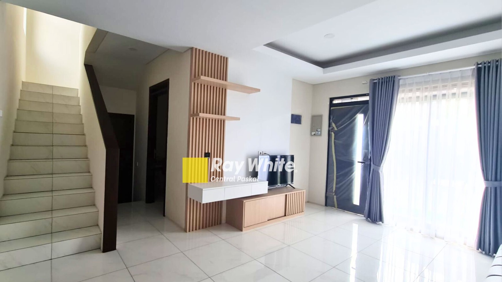 Rumah Baru Full Furnished Tinggal Bawa Koper di KBP