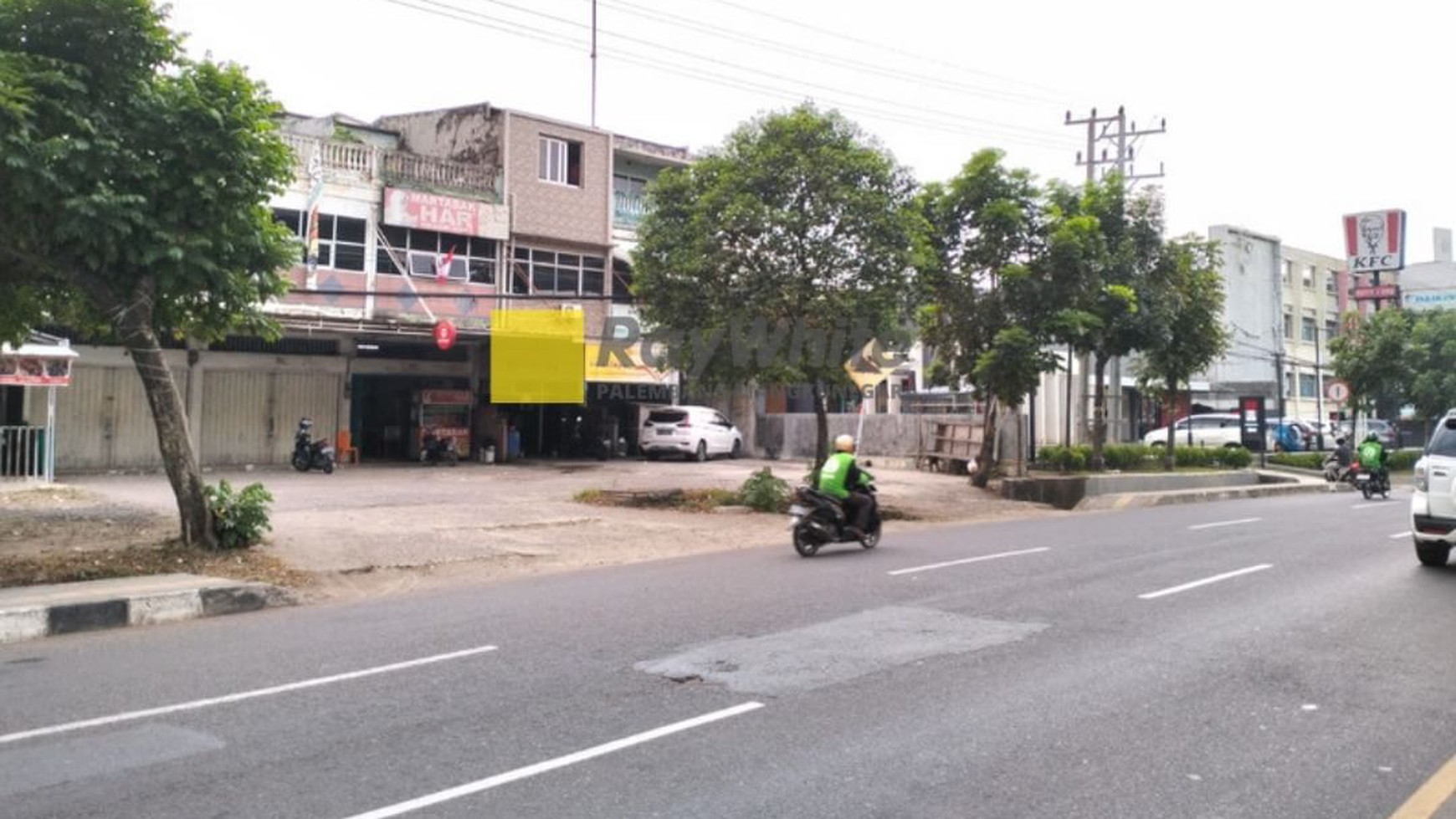 DI SEWAKAN RUKO 3 PINTU samping KFC km 7