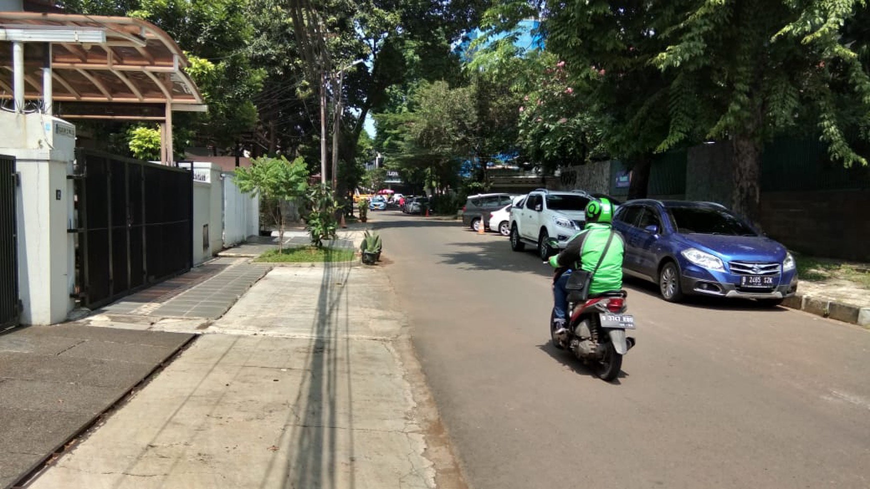 DIJUAL RUMAH JALAN BIRAH KEBAYORAN BARU JAKARTA SELATAN 