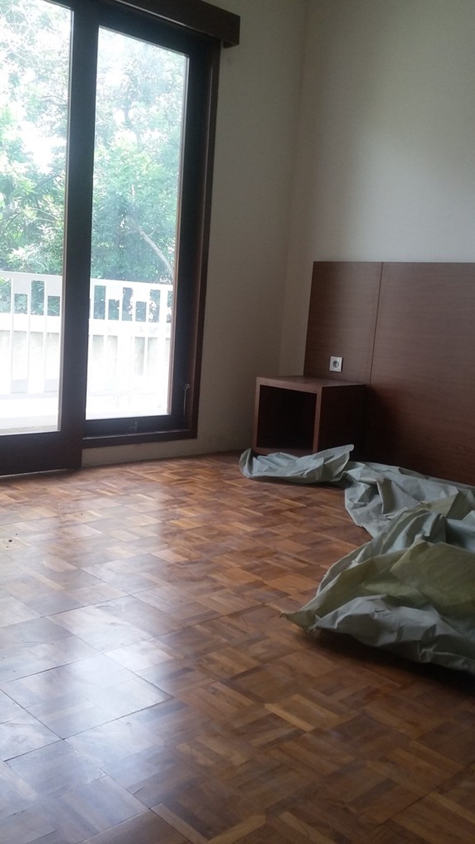 Rumah Cantik siap huni di Sektor 6 Bintaro Jaya