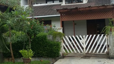 Rumah Bagus,siap huni,jalan lebar di Bumi Bintaro Permai Jakarta Selatan