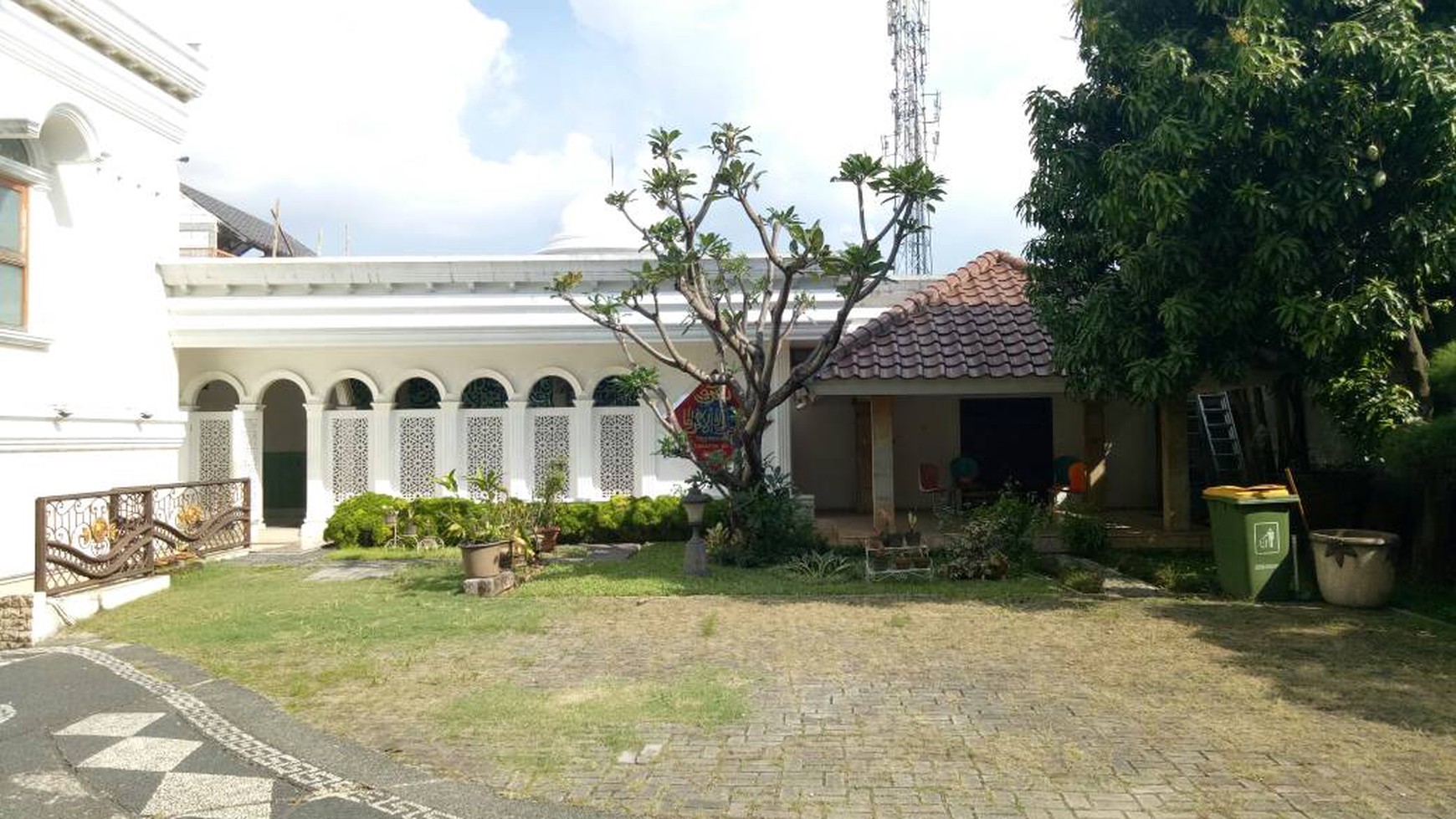 RUMAH LUAS (2RUMAH) TYPE MINIMALIS & MEDITERANIA DI AREA JL CAMAR BINTARO JAYA SEKTOR 3