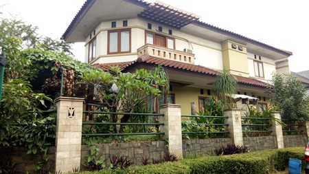 Rumah cantik di bintaro sektor 3