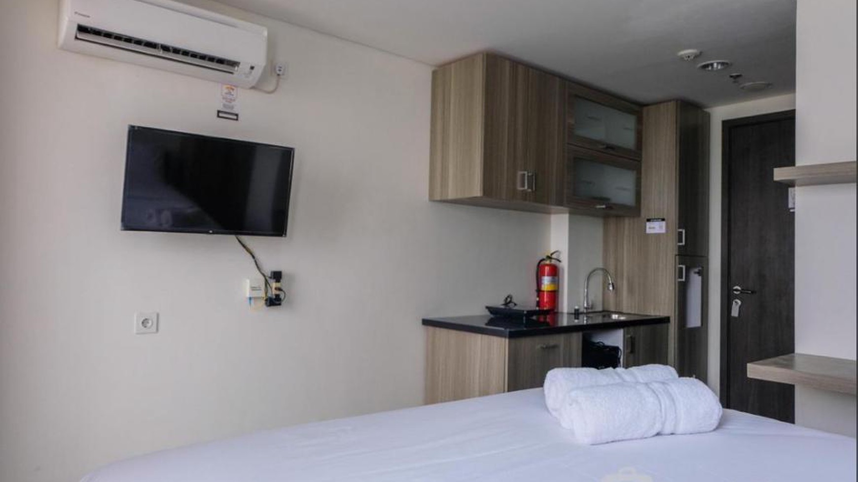 Apartemen exclusive bintaro icon.