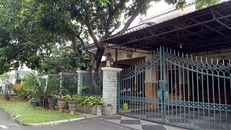 Rumah siap huni di Bintaro Jakarta selatan