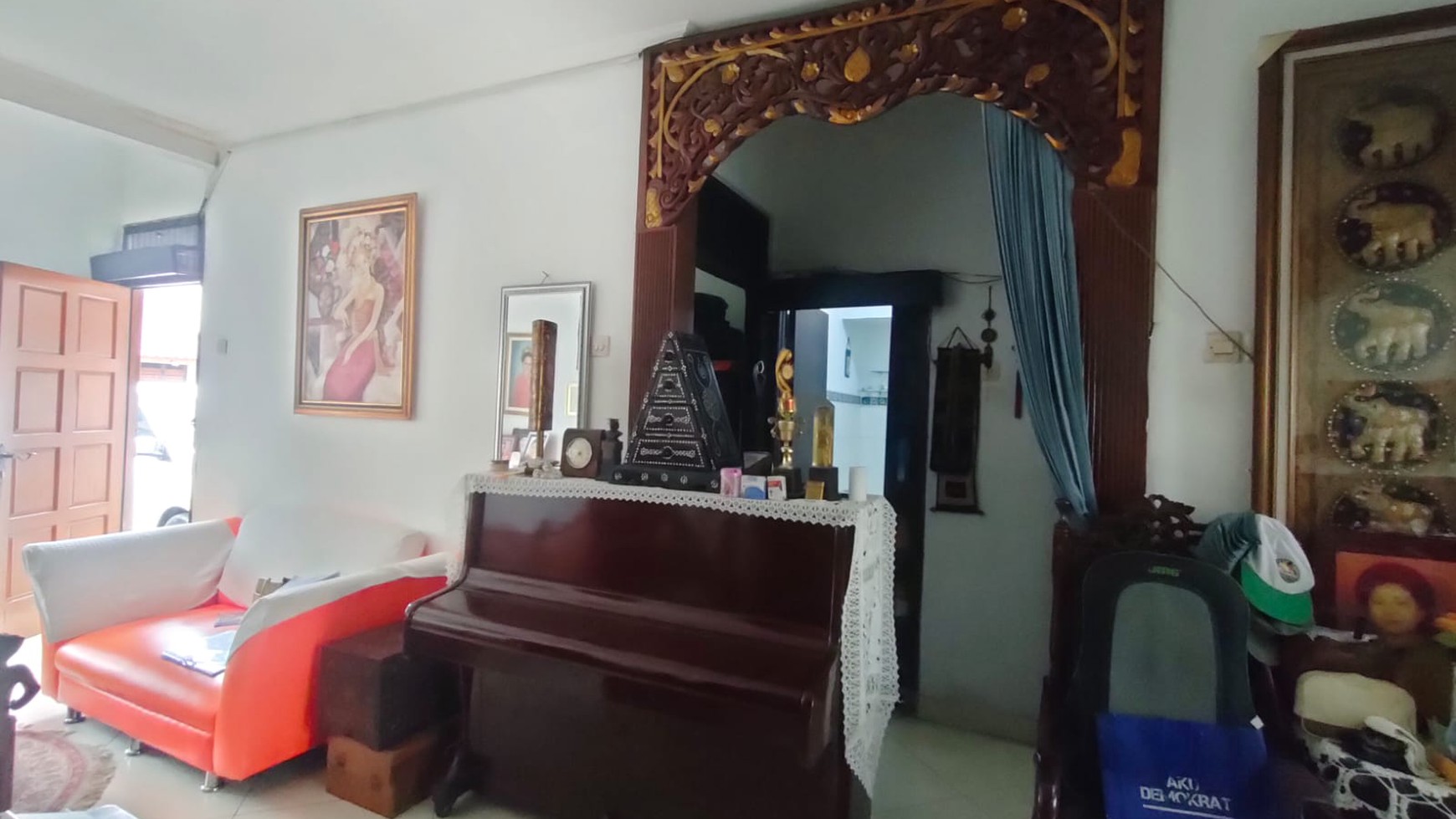 Rumah cantik siap huni di bintaro