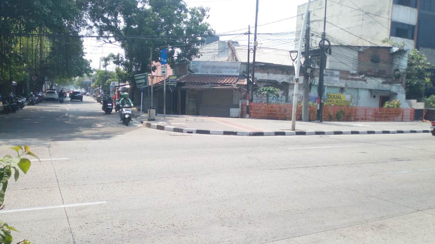 Rumah Tua Hitung Tanah,Jl Bugis Yos Sudarso, Luas 134m2