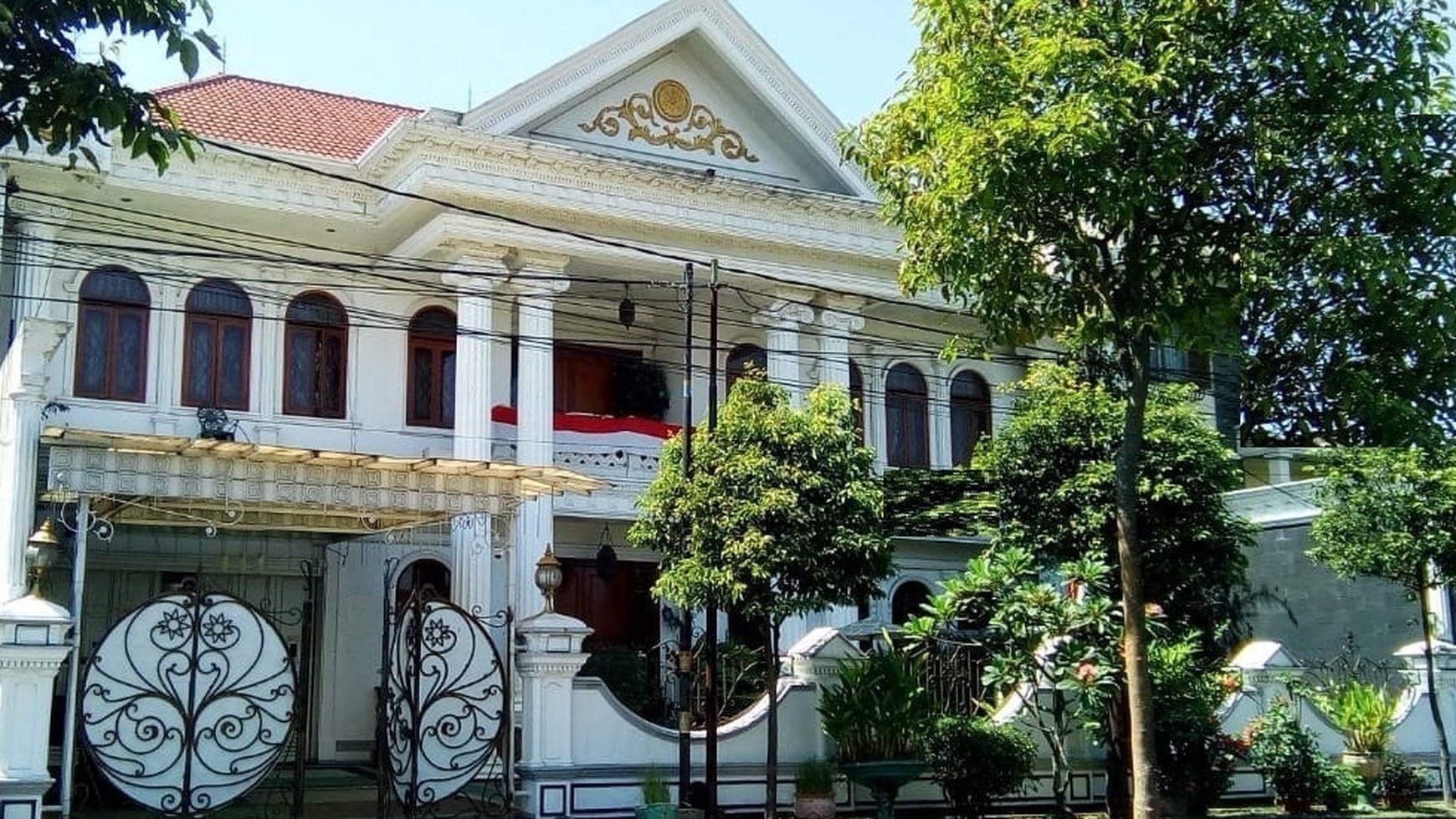 Rumah Luas Lokasi Keren Akses Toll Cilenyi DiArea Batu Nunggal Bandung