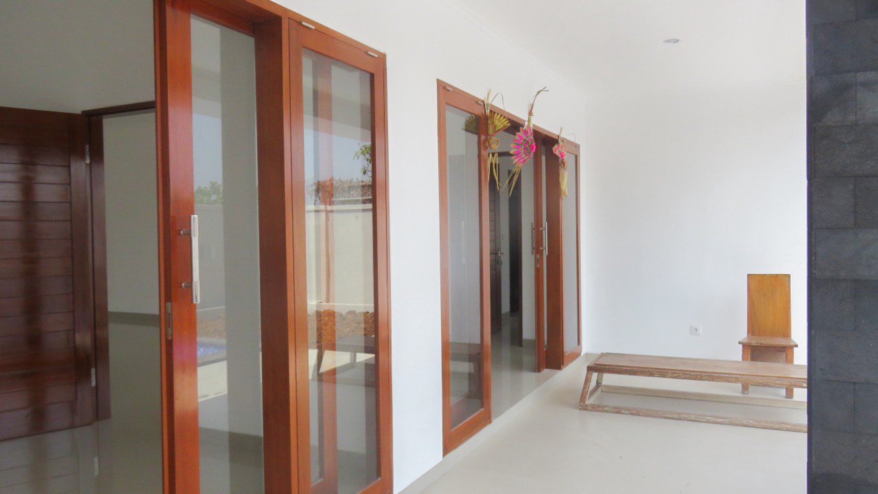 Leasehold - Great Investment Exquisite Tropical Villa Townhouse In Canggu