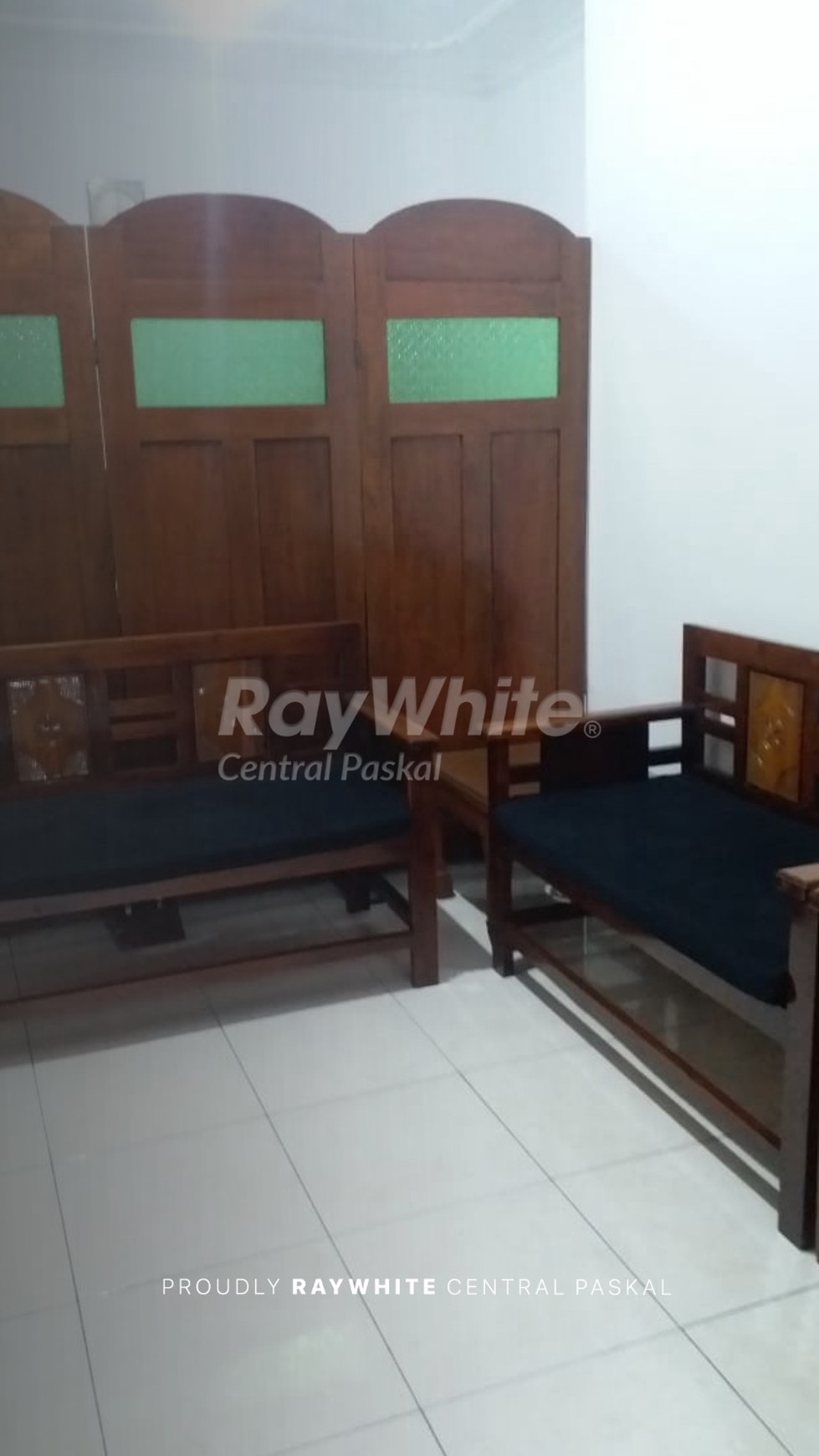 Rumah 2 Lantai Apik dan Siap Huni Di Sauyunan Mas Bandung