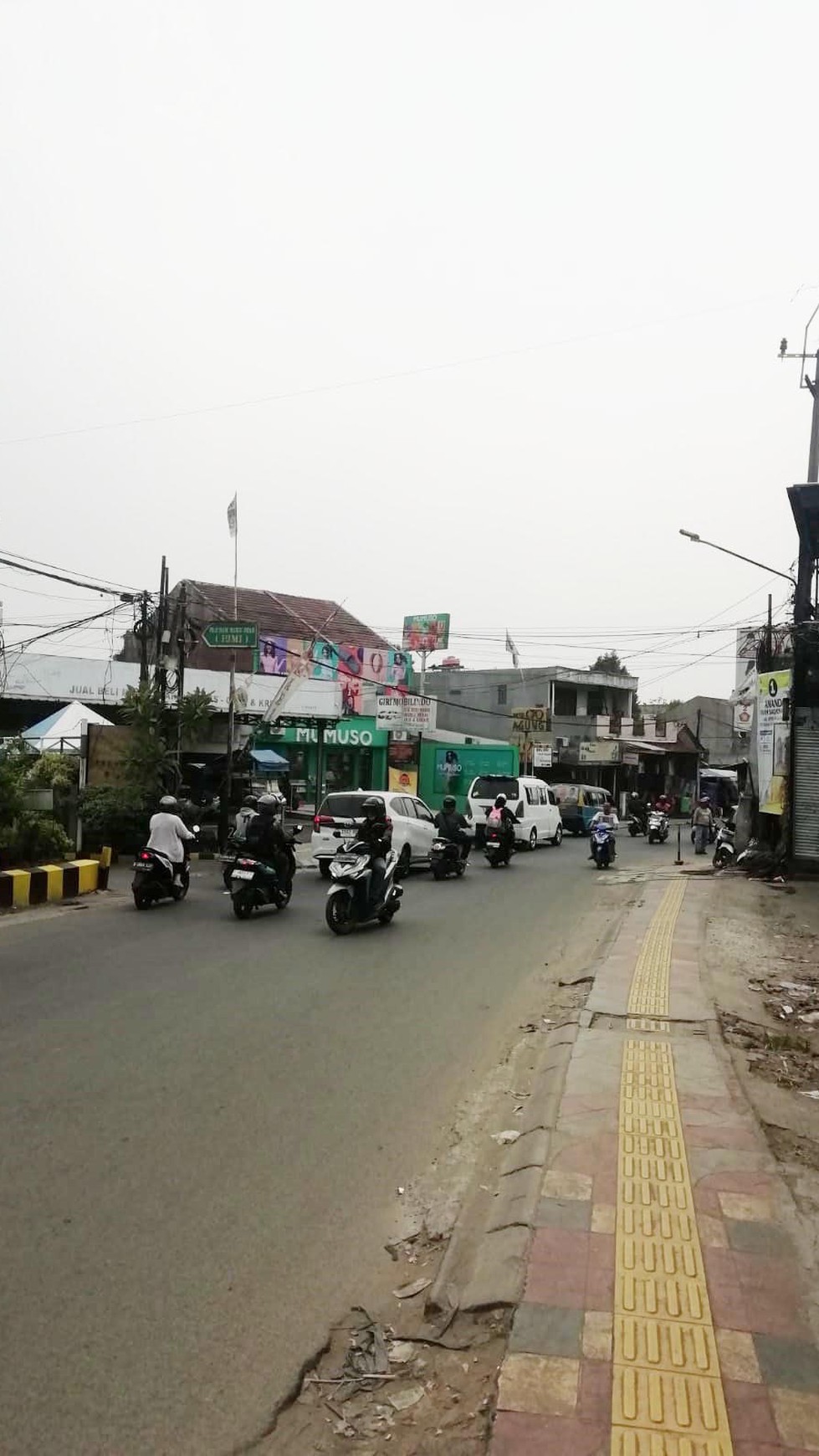 Ruko Lokasi Strategis Pinggir Jalan Raya dan Kawasan Ramai @Jl Ceger, Pondok Aren