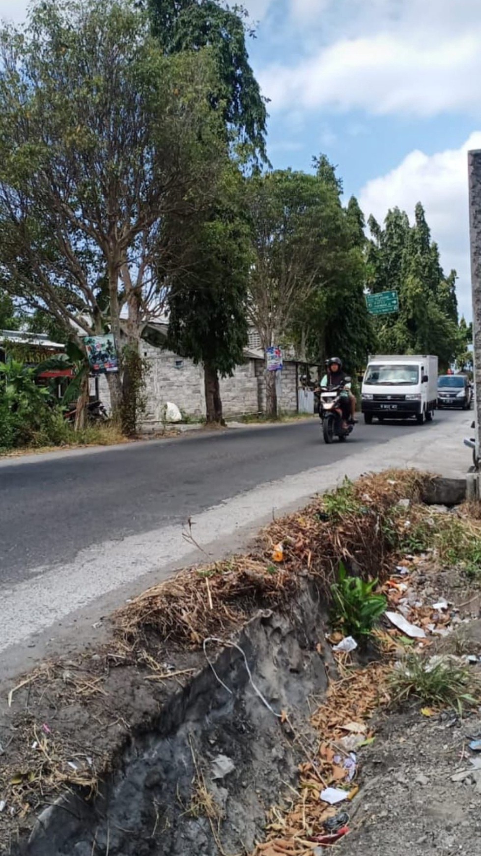 Tanah Luas 299 Meter Persegi di Ring Road Selatan