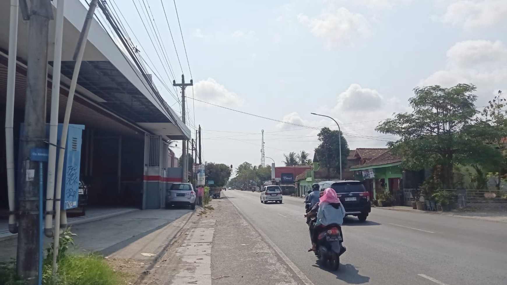 TOKO & GUDANG Luas di Jl. Srandakan - Bantul