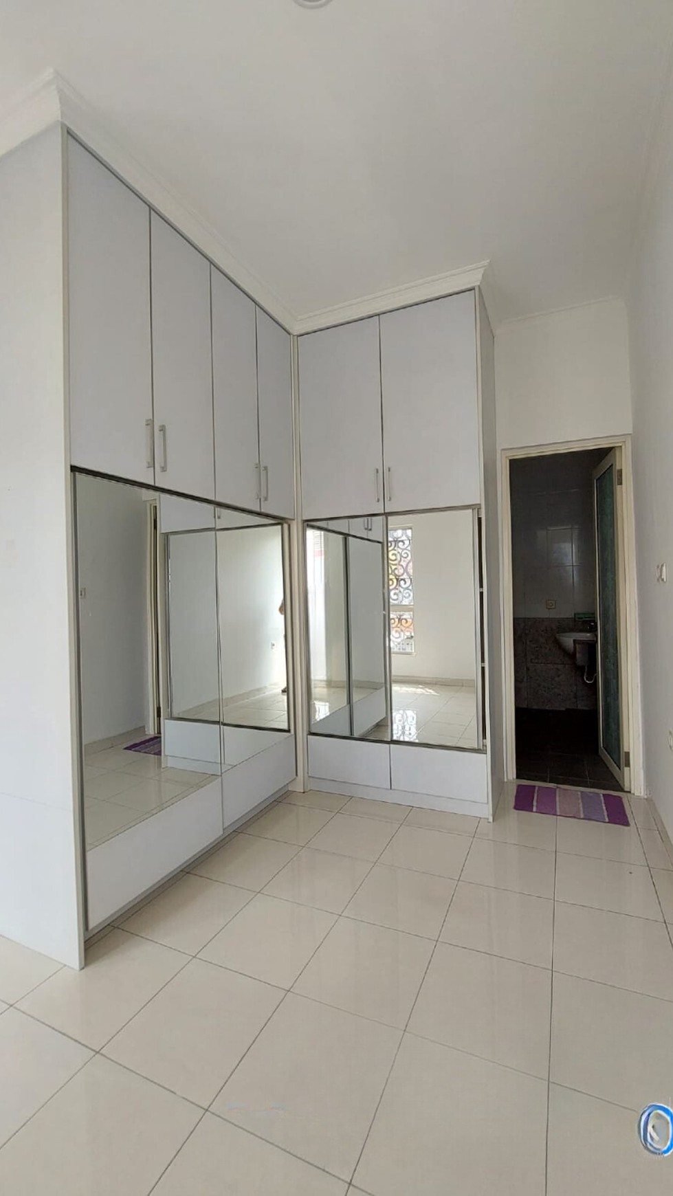 Dijual Rumah Siap Huni Dalam Cluster Darwin, Gading Serpong