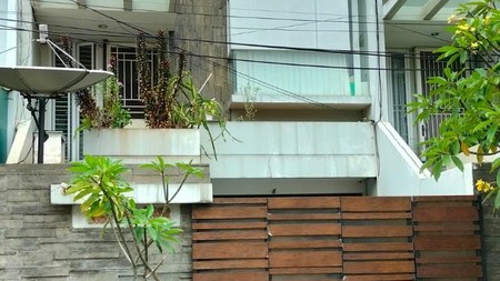 TURUN HARGA Rumah MEWAH 3 1/2 Lantai, Duri Kepa, Jakarta Barat, NEGO SAMPE DEAL