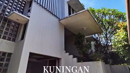 Rumah Siap Huni Lingkungan Tenang Area Kuningan