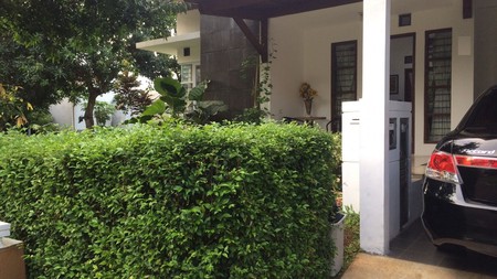 Rumah mungil, cantik dalam cluster bintaro jaya sektor 9