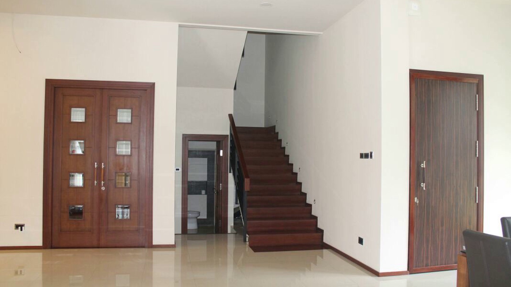 Rumah Modern De Lationos Cluster Carribean Island, BSD