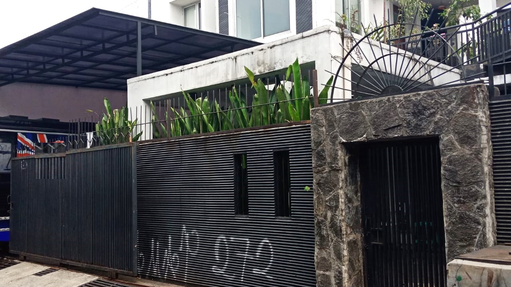 Rumah siap huni di jakarta