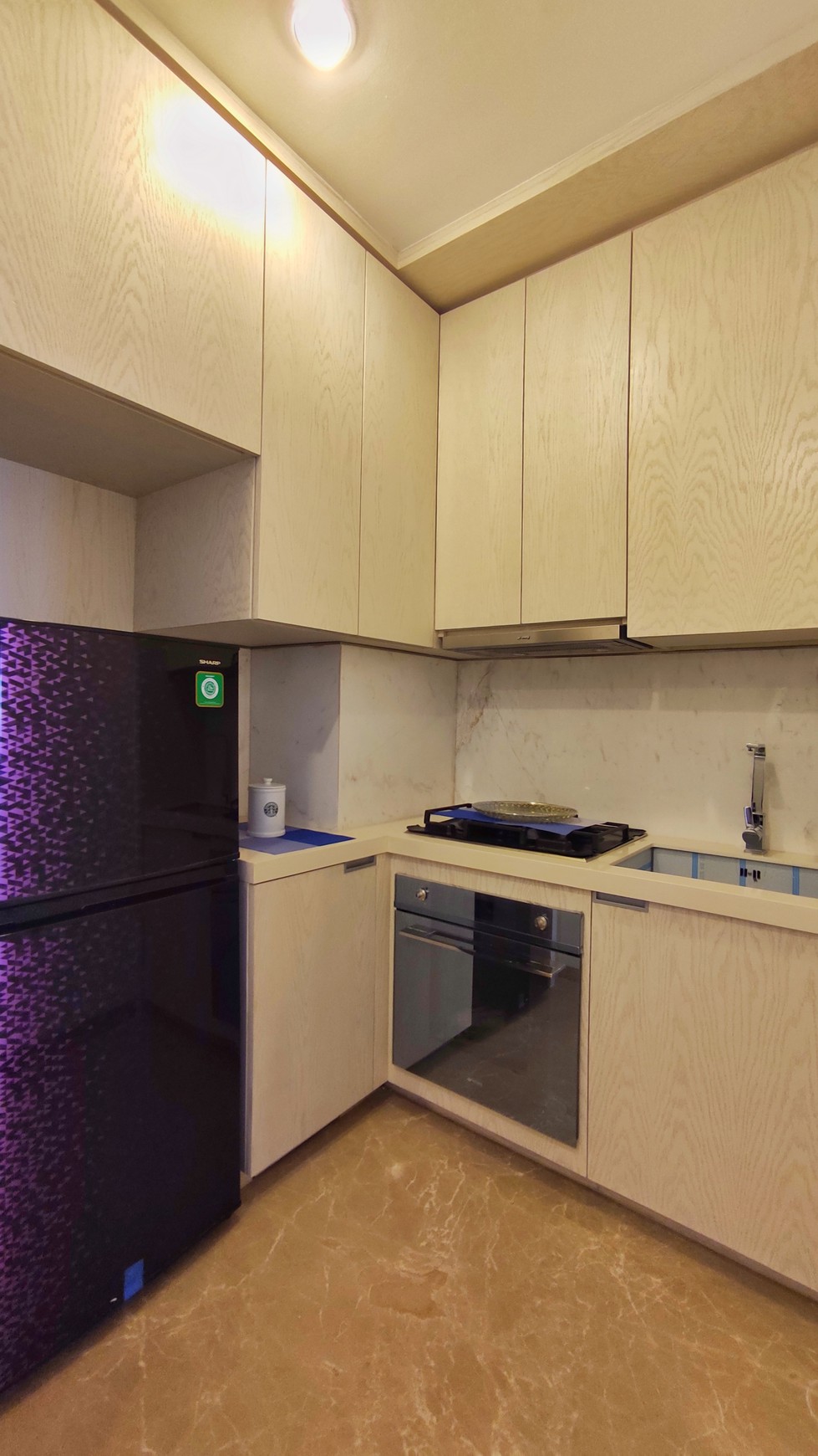 Izzara Apartement - Apartemen 1 bedroom Full Furnished, middle high floor, view South