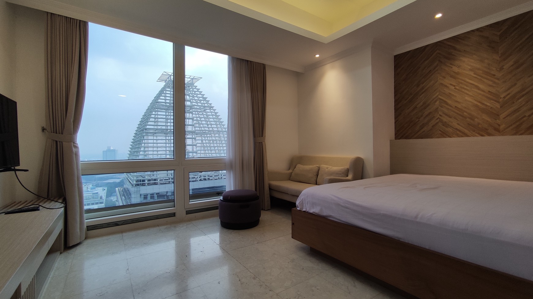 Sudirman Mansion, SCBD - Apartment 3 BR For Rent, Full Furnished, High Floor