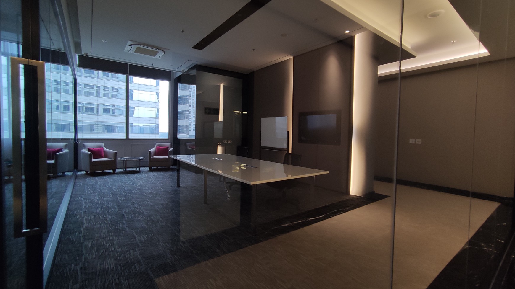 Sudirman Mansion, SCBD - Apartment 3 BR For Rent, Full Furnished, High Floor