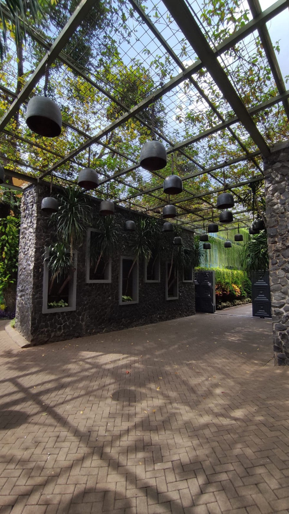 FOR RENT - Kemang Bangka Luxurious exclusive Compound