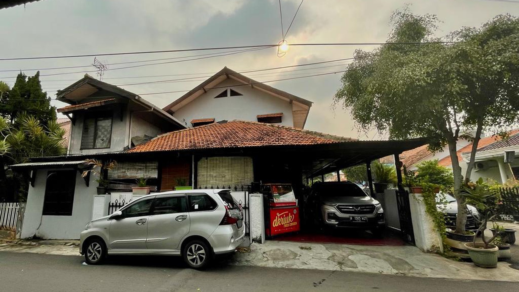 Rumah cocok untuk kos-kosan dan tempat tinggal.