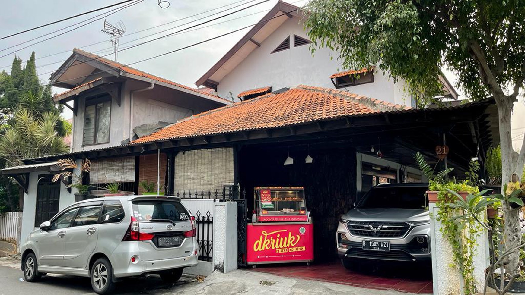 Rumah cocok untuk kos-kosan dan tempat tinggal.