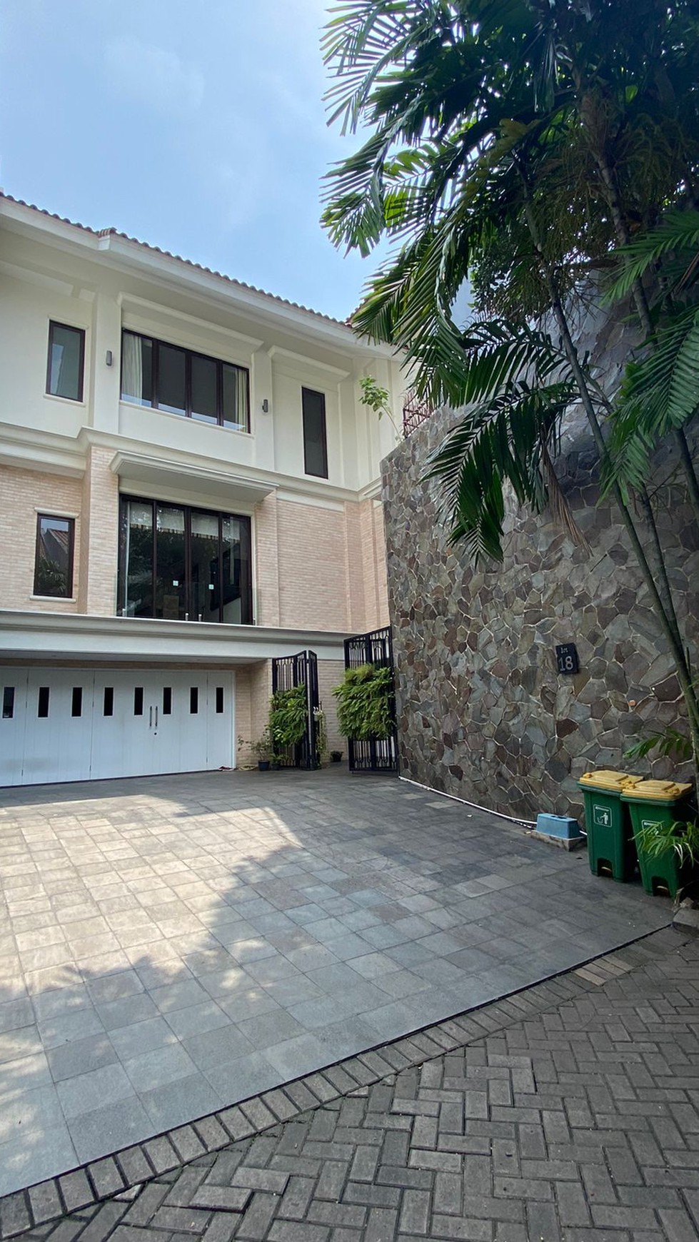 For Rent Kemang Bangka Luxurious Exclusive Compound