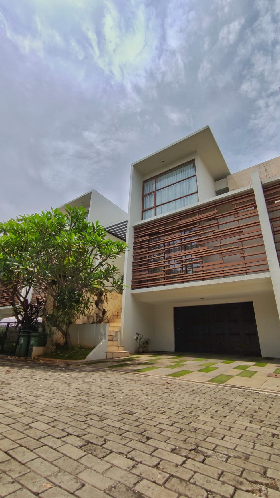 For Sale - Modern Minimalist House in Ampera Townhouse