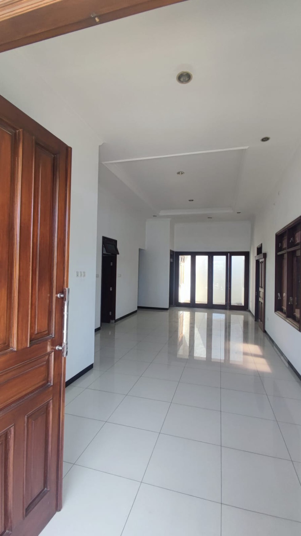 DIJUAL RUMAH HOOK BARU jln manyar kartika timur SURABAYA Timur