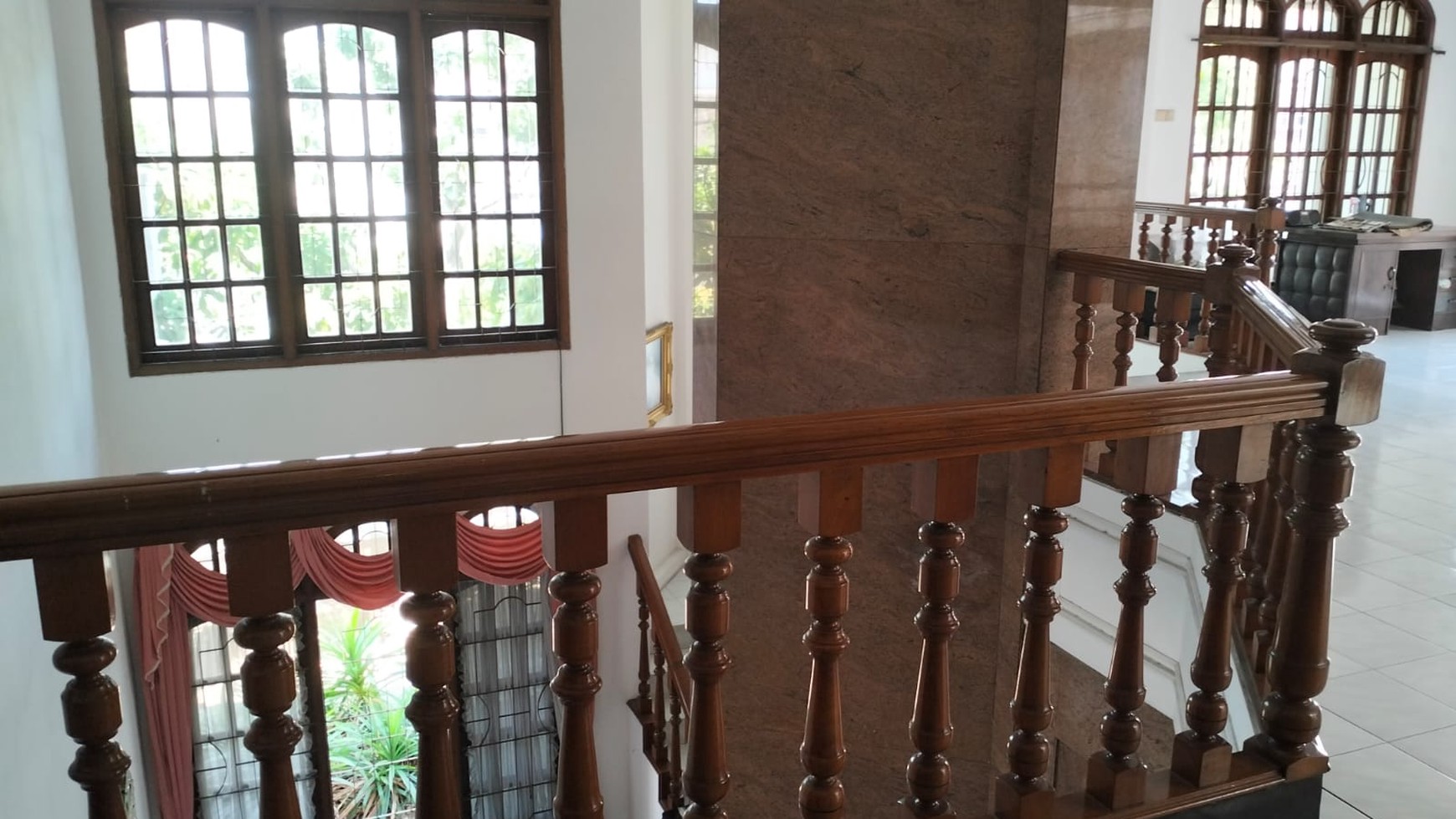 DIJUAL RUMAH HOOK ASRI - MANYAR JAYA SURABAYA TIMUR