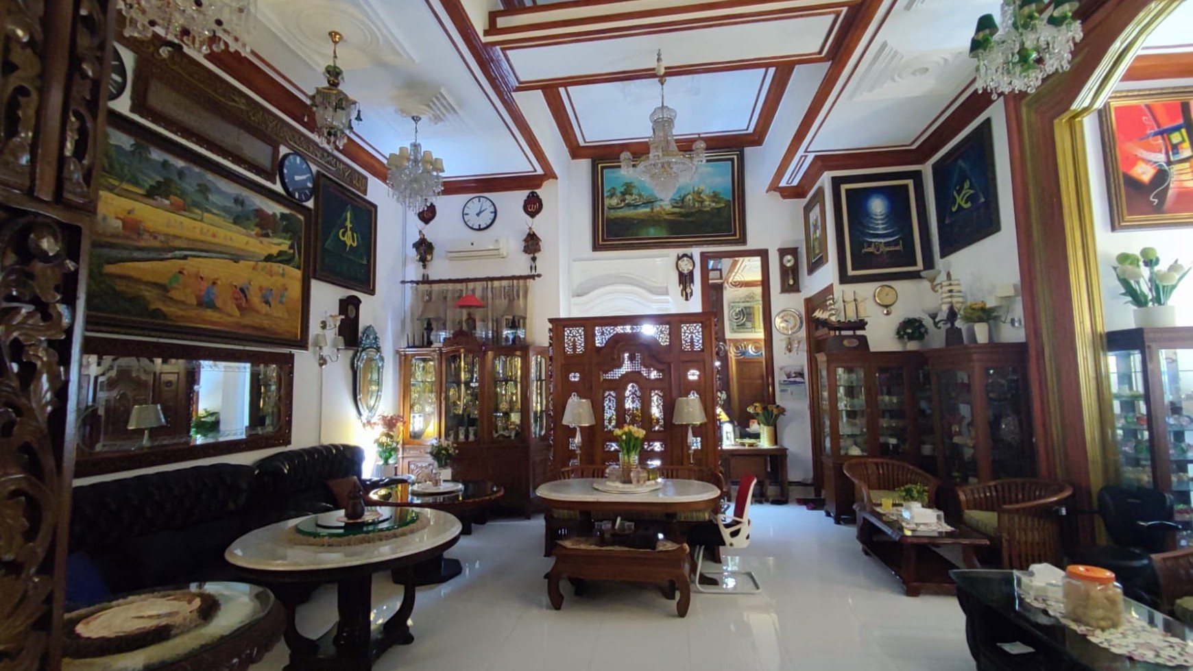 Dijual Rumah Mewah Gayungsari Barat Surabaya