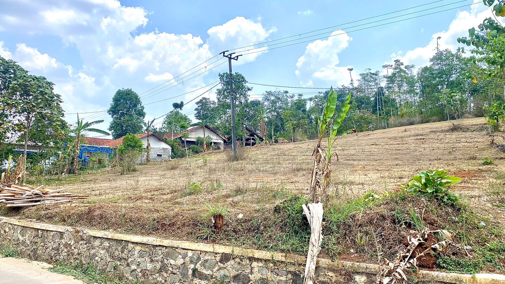 TANAH MATANG! Tanah strategis dan luas di Arjasari, Kabupaten Bandung!