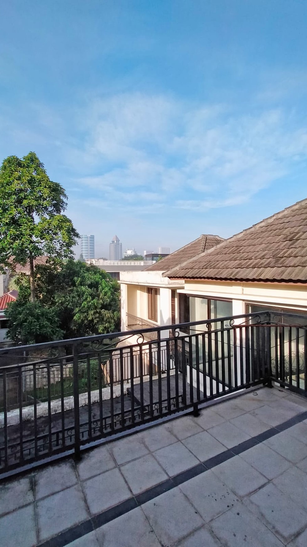 Rumah Private Ekslusif daerah Cilandak Jakarta Selatan.