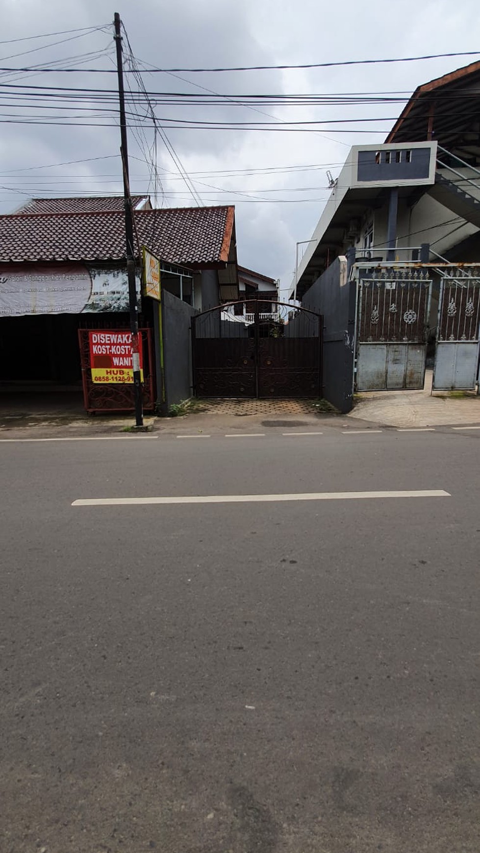 TURUN HARGA RUMAH DI JL. RAYA TENGAH PASAR REBO