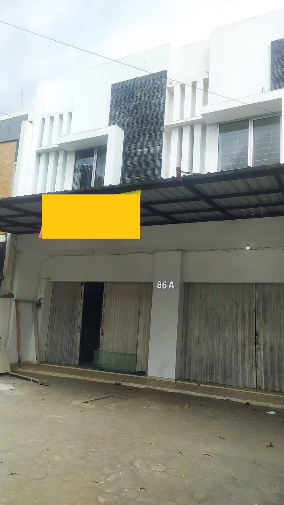 Disewakan Ruko 2 Lantai Lokasi  Strategis di Jalan Palagan 